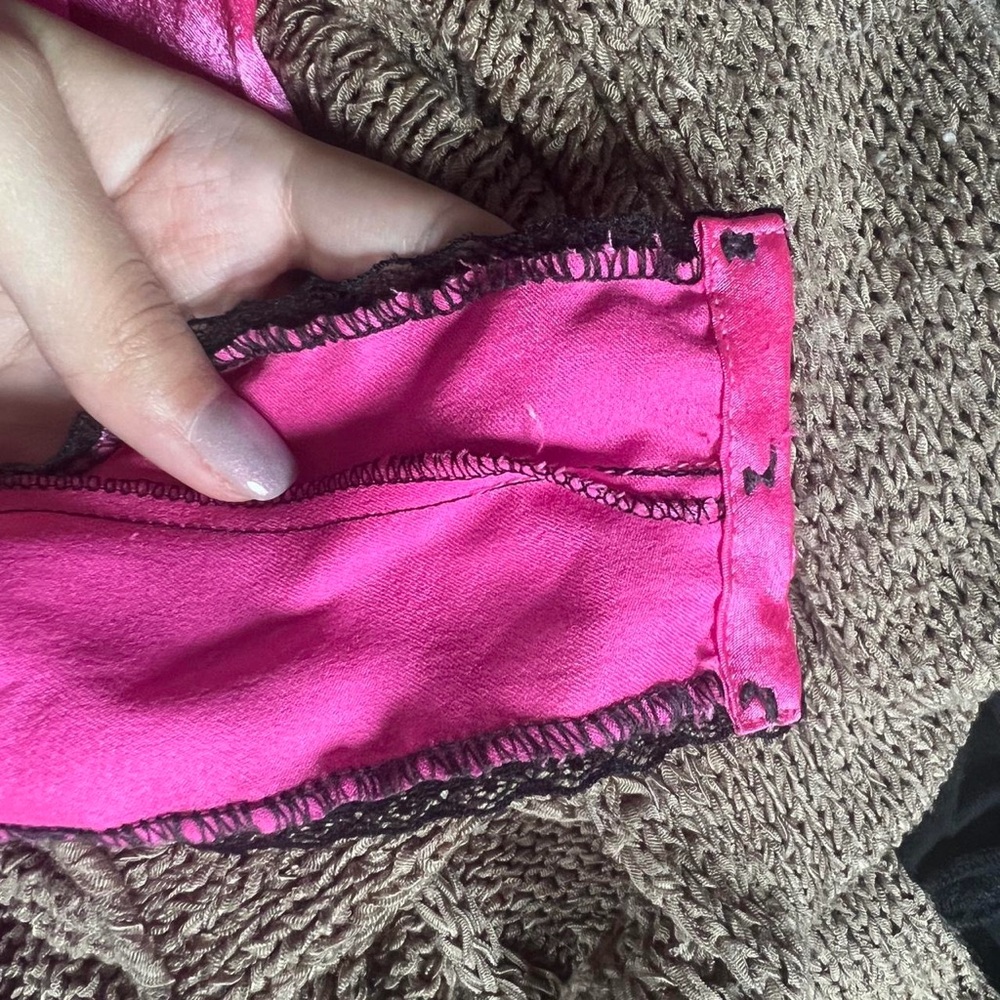 Dior Vintage 80s Vibrant Pink and Black Lace Teddy - Picture 4 of 8